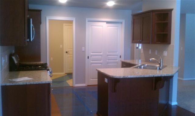 2608 E 33rd Ave - Photo 3