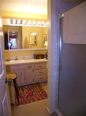 1921 E Rockwood Blvd - Photo 12