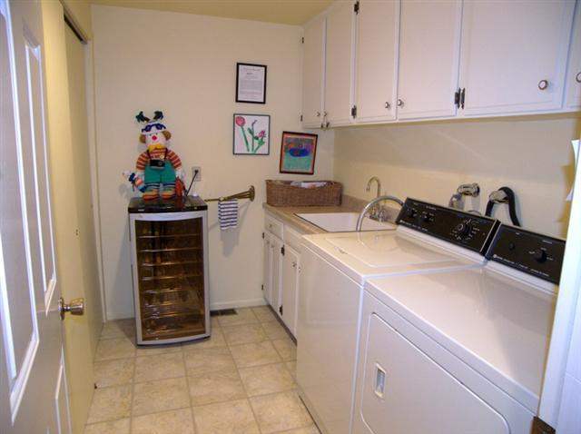 1921 E Rockwood Blvd - Photo 10