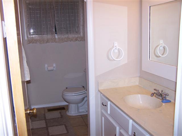 13602 E 7th Ave - Photo 7