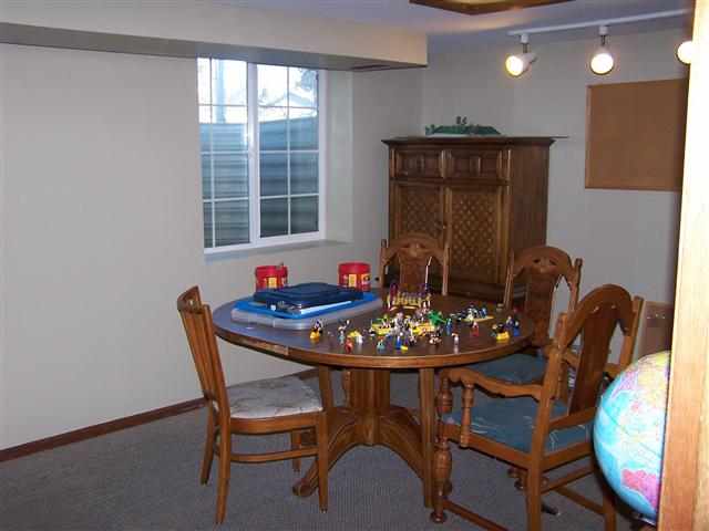 13602 E 7th Ave - Photo 9