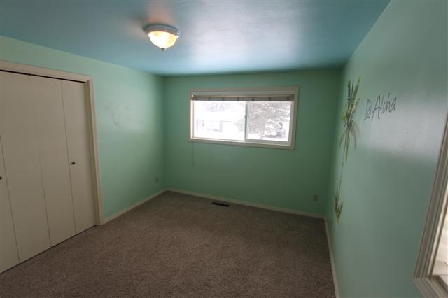 5536 N Drumheller - Photo 18