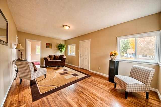 1107 E Nebraska - Photo 3