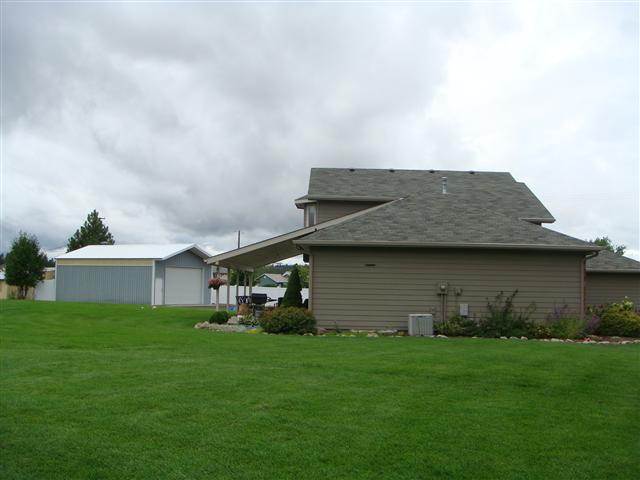 704 E Kilgore Rd - Photo 3