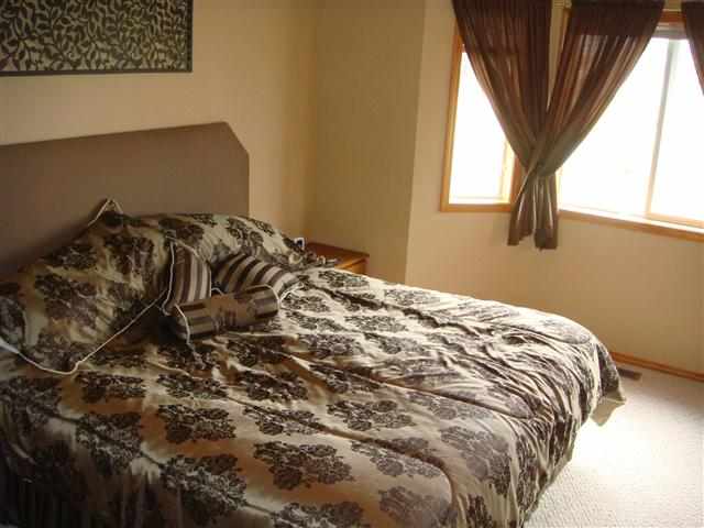 704 E Kilgore Rd - Photo 8