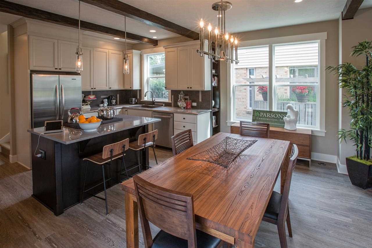 2815 S Madison St - Photo 4