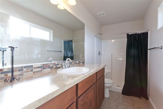 2175 N Oakland Ln - Photo 4