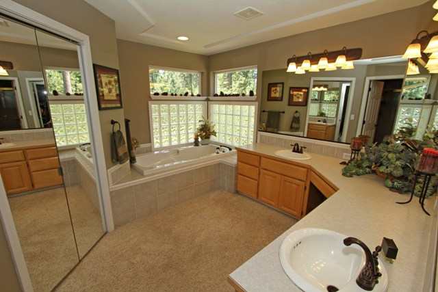 9007 N Simpson - Photo 7