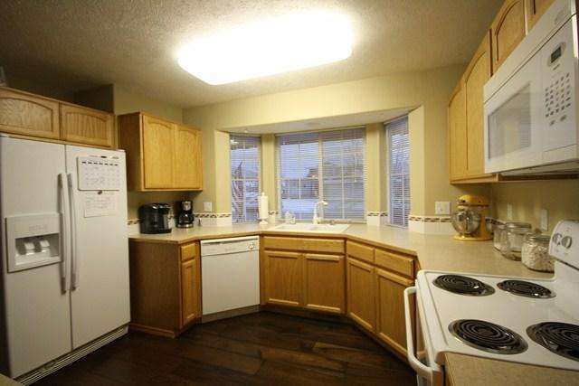 24115 E Maxwell Ave - Photo 3