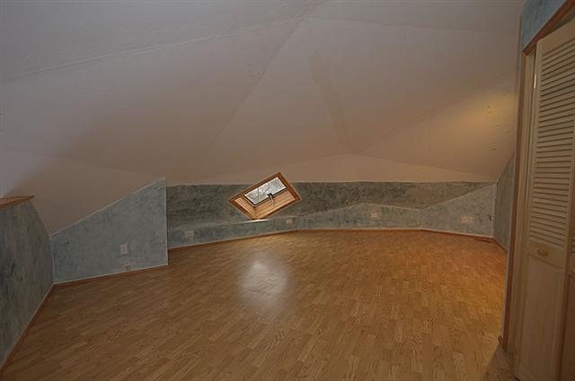 1010 N Evergreen St - Photo 8