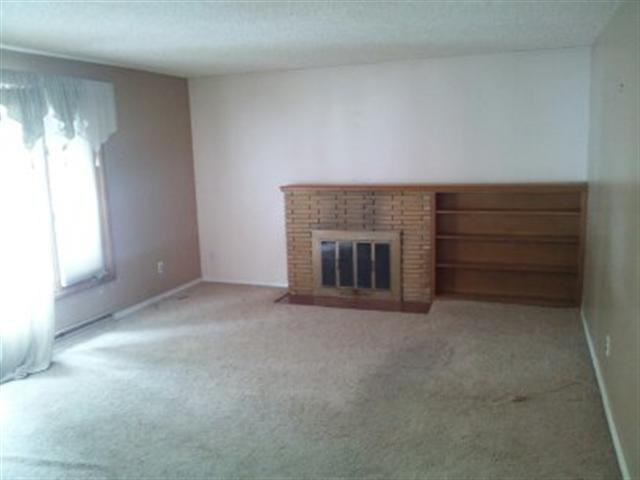 11401 E 7th Ave - Photo 9