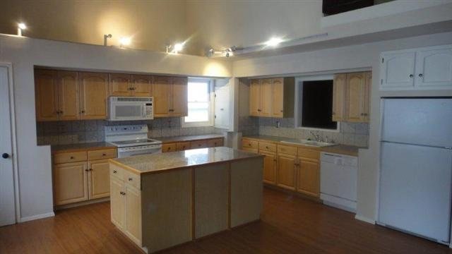624 E 17th Ave - Photo 4