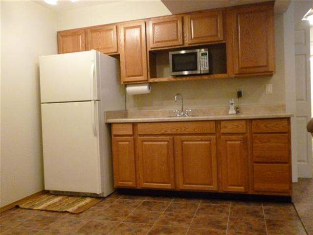 108 E Wynot - Photo 13