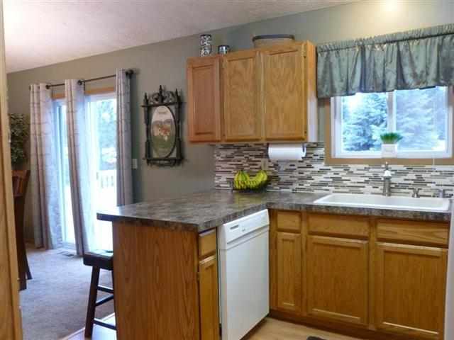 108 E Wynot - Photo 7