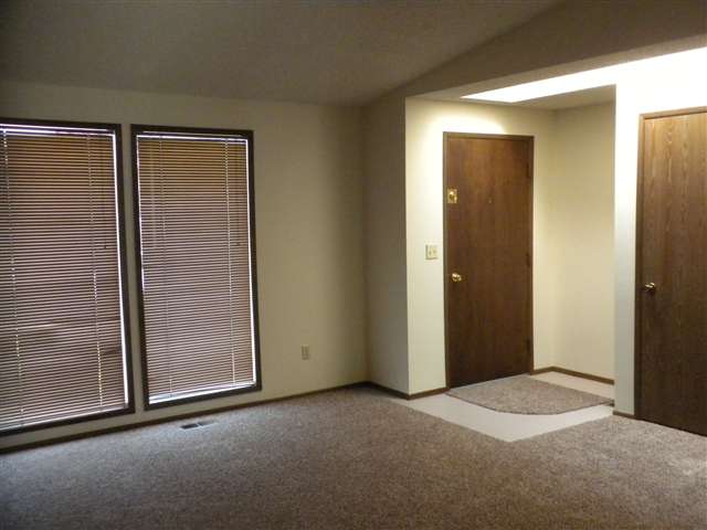 7617 N Standard St - Photo 3