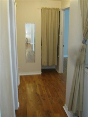 320 N WALKER St - Photo 5