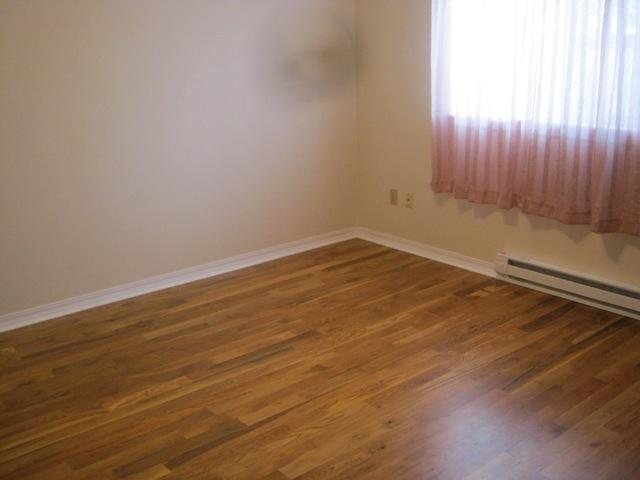 320 N WALKER St - Photo 7