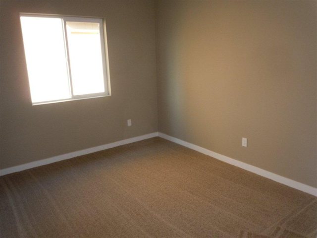 9610 E Hoffman Ln - Photo 6
