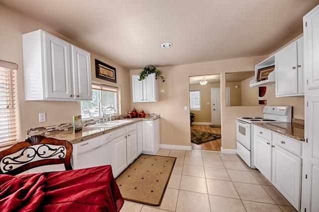 17719 E COWLEY - Photo 3