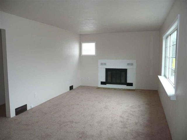 1227 E Courtland Ave - Photo 5