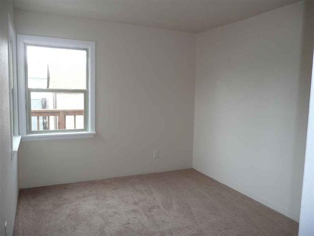 1227 E Courtland Ave - Photo 7