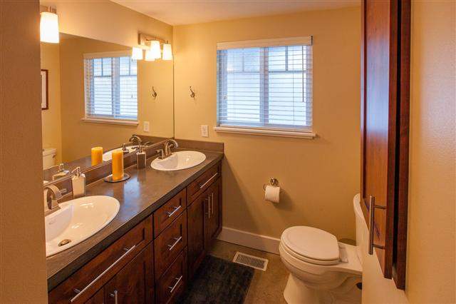 512 W Brita Ave - Photo 12