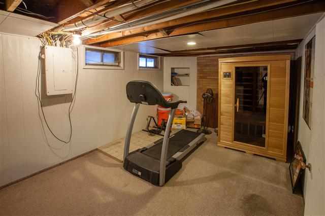 512 W Brita Ave - Photo 14