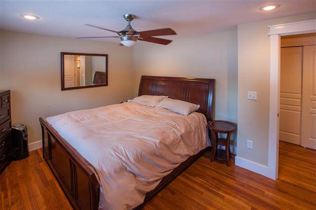 512 W Brita Ave - Photo 8