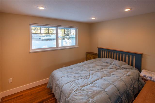 512 W Brita Ave - Photo 10