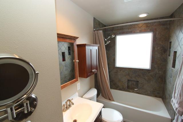 903 E Courtland Ave - Photo 8