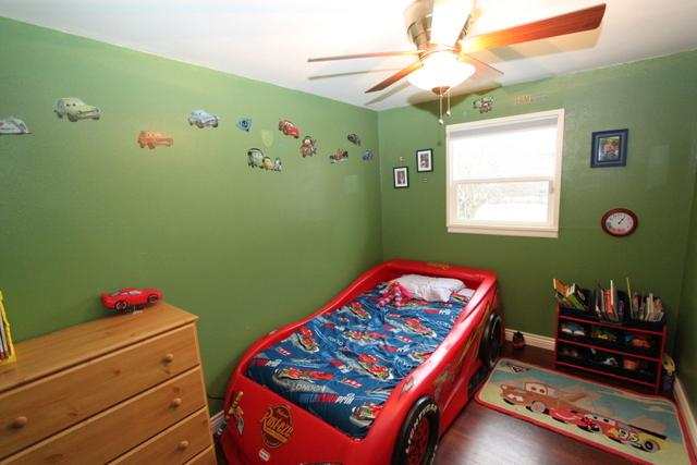 903 E Courtland Ave - Photo 9