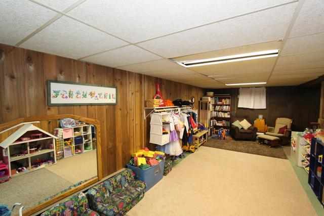 903 E Courtland Ave - Photo 10