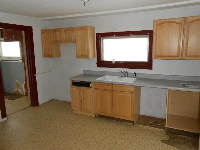 12625 E 12th Ave - Photo 4