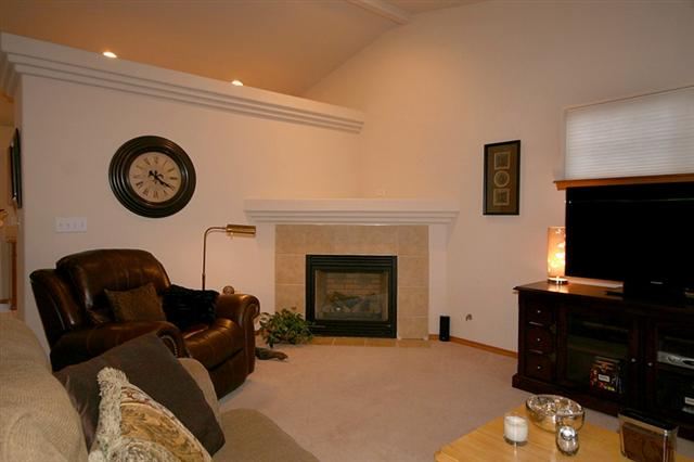 4143 S Stonington Ln - Photo 4