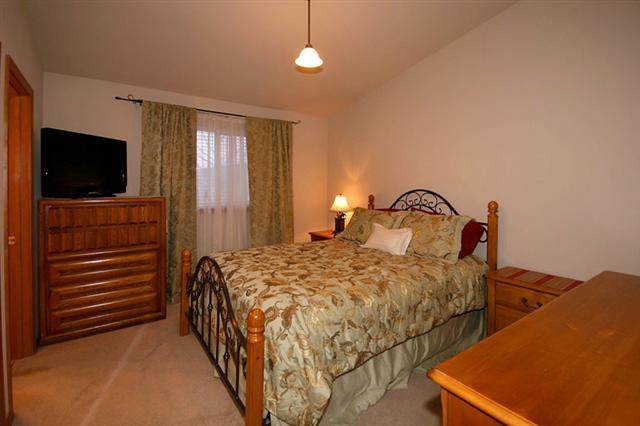 4143 S Stonington Ln - Photo 7