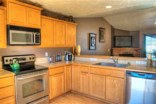 1512 E Houghton Ct - Photo 4