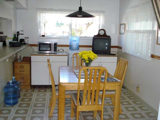 1236 E 33rd St - Photo 4