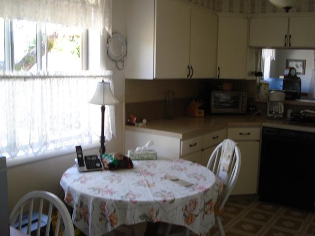 1236 E 33rd St - Photo 5