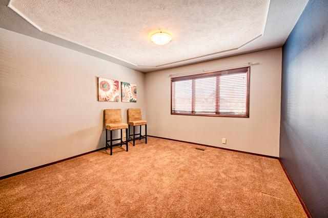 8720 N Kensington Dr - Photo 15