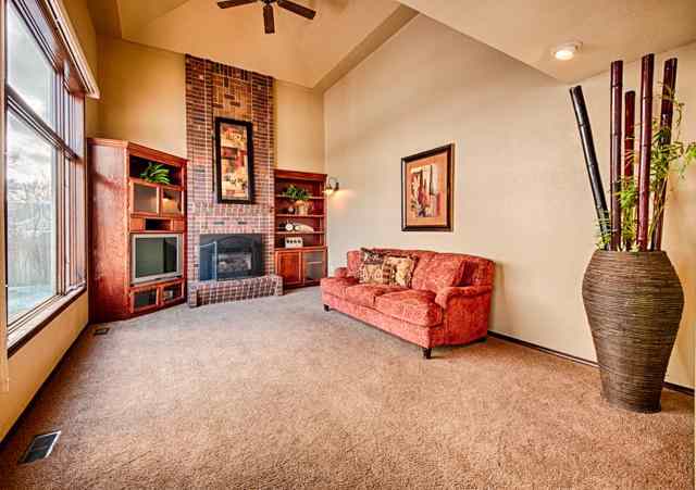 8720 N Kensington Dr - Photo 9