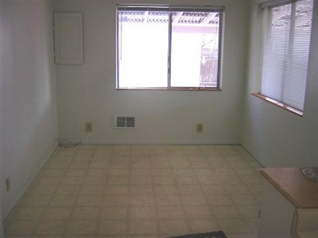 4712 N Nelson - Photo 4