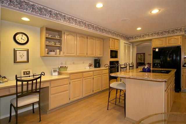 12016 N Hemlock Ct - Photo 5