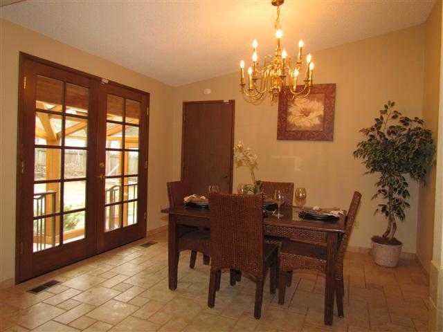 10906 E 27th Ave - Photo 4