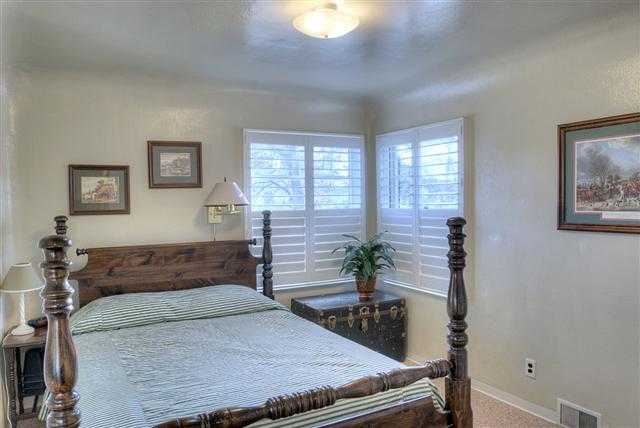 1727 E Hoffman Ave - Photo 6