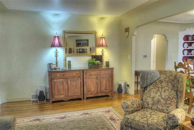 1727 E Hoffman Ave - Photo 8