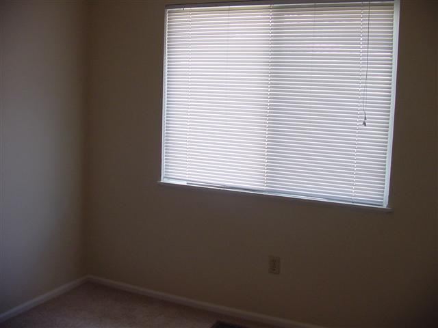 3927 E Bridgeport - Photo 8