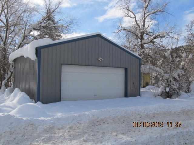 225 Main St - Photo 3