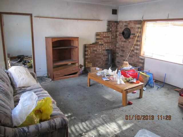 225 Main St - Photo 7