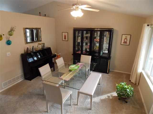 18007 E 11th Ave - Photo 8