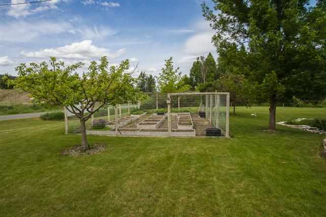 1059 12 Mile Culdesac - Photo 19